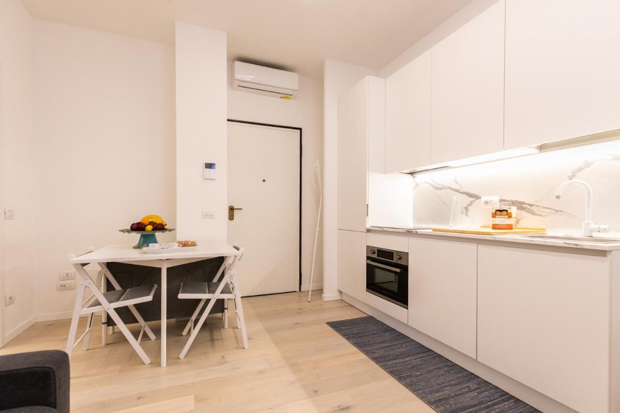 Luxury Apartment - A Due Passi Dal Centro Di Milano Kültér fotó