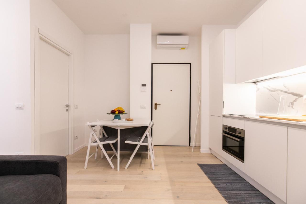 Luxury Apartment - A Due Passi Dal Centro Di Milano Kültér fotó